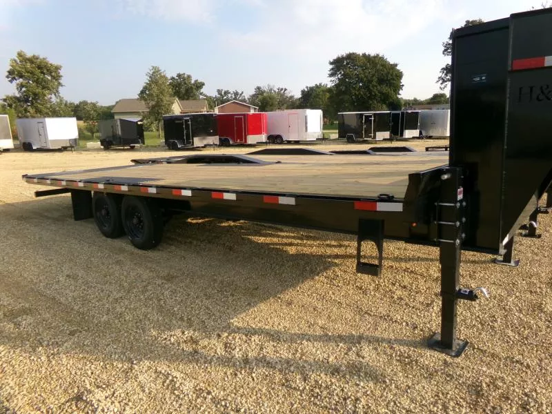 2026 H and H Trailer 102 x 24 Power Tilt Gooseneck Deckover with 17.6 K GVWR Deckover Trailer