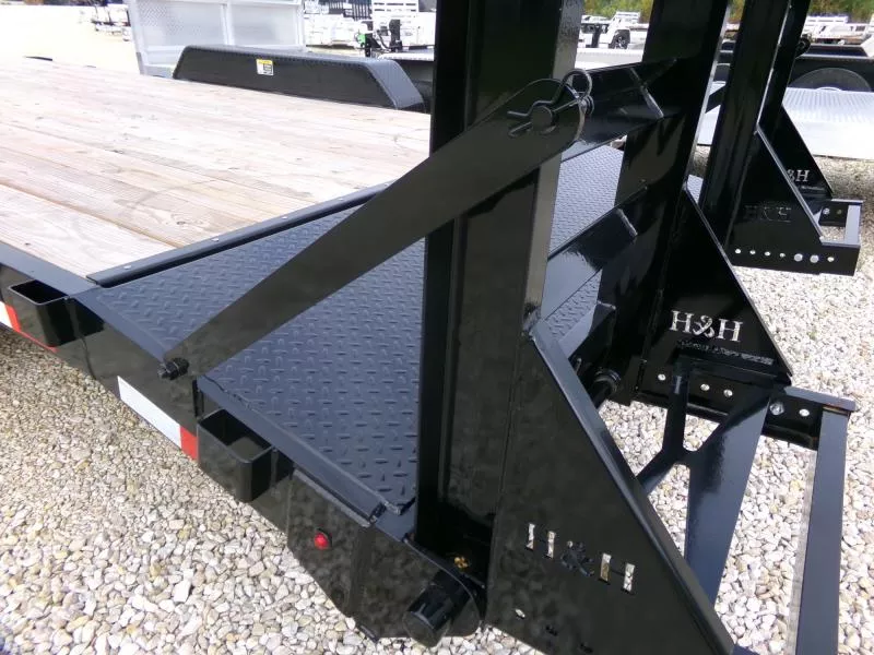 new Equipment / Flatbed Trailers H and H Trailer  for sale, in Nashua, IA Thumbnail 4