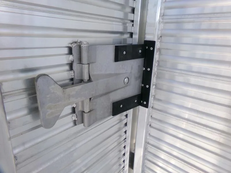 new Stock / Stock Combo Trailers Custom Classic Trailer  for sale, in Nashua, IA Thumbnail 9