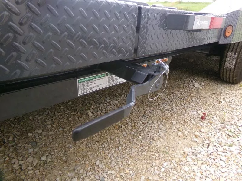 new Tilt Trailers Iron Bull  for sale, in Nashua, IA Thumbnail 6