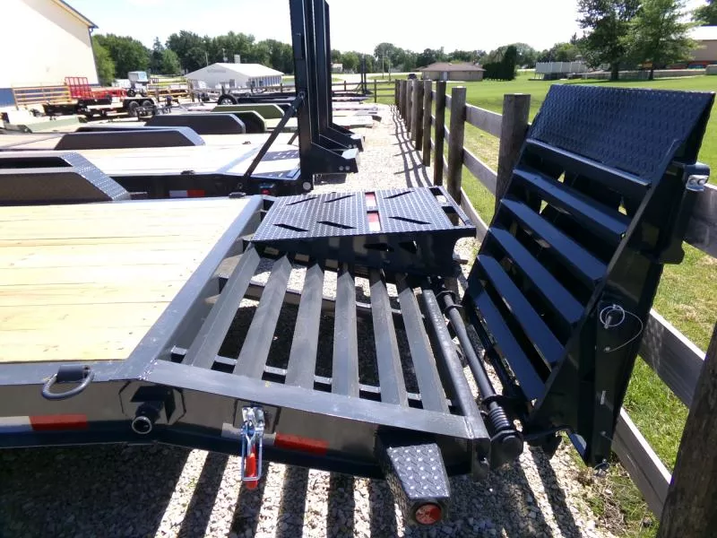 new Car Haulers / Racing Trailers Iron Bull  for sale, in Nashua, IA Thumbnail 6