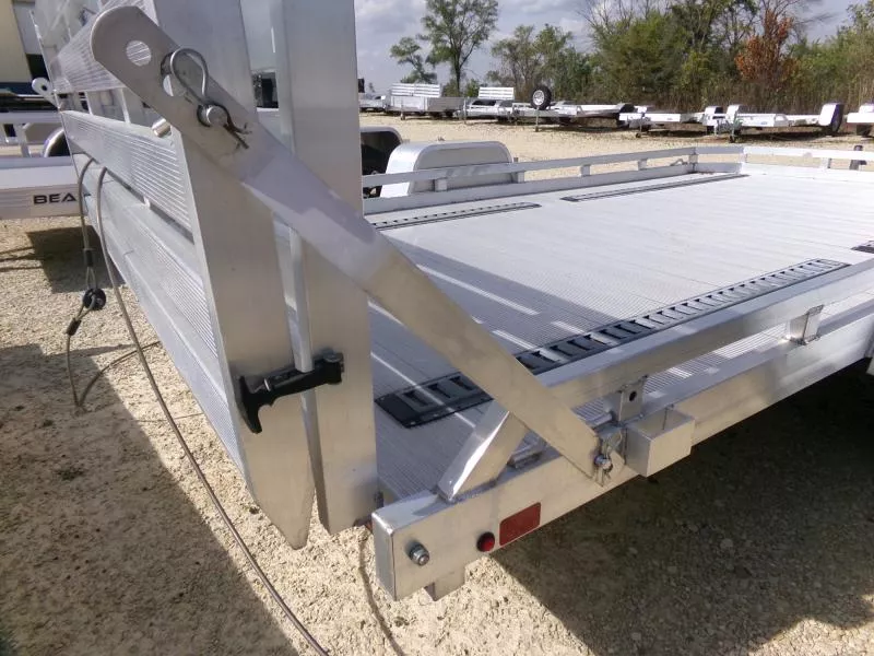 used Utility Trailers Aluma  for sale, in Nashua, IA Thumbnail 7