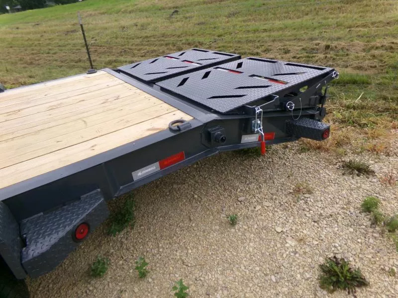 new Car Haulers / Racing Trailers Iron Bull  for sale, in Nashua, IA Thumbnail 9