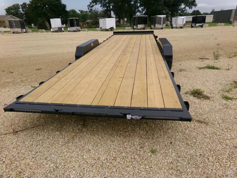 new Car Haulers / Racing Trailers H and H Trailer  for sale, in Nashua, IA Thumbnail 8