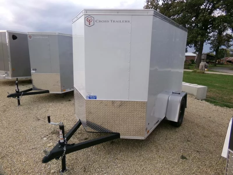 2026 Cross Trailers 5 x 8 Beta Series Cargo Enclosed with 5'6" Wall Height Cargo / Enclosed Trailer