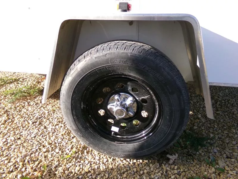 used Cargo (Enclosed) Trailers Interstate  for sale, in Nashua, IA Thumbnail 3