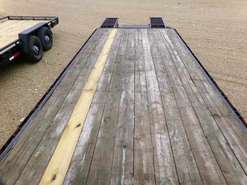 used Equipment / Flatbed Trailers Trailer Max  for sale, in Nashua, IA Thumbnail 14