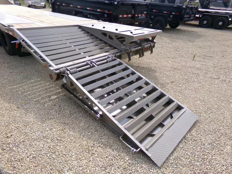 new Equipment / Flatbed Trailers Iron Bull  for sale, in Nashua, IA Thumbnail 6