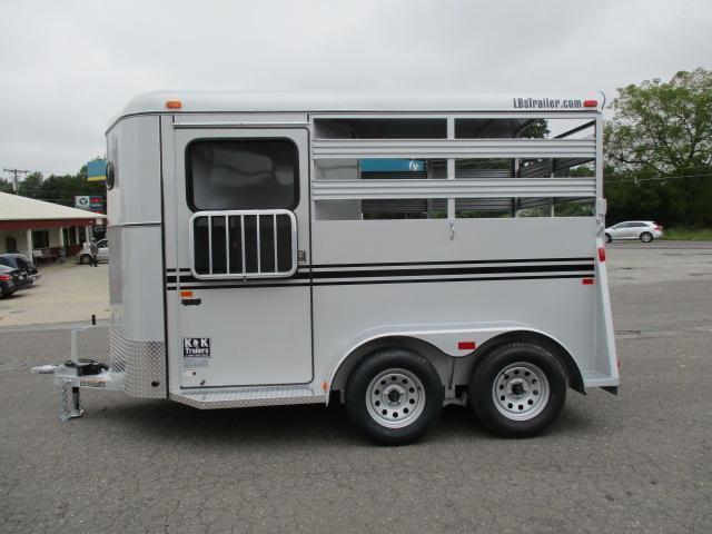  Bee 2H SL Durango Horse Trailer