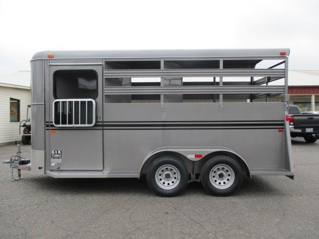 2021 Bee 3H SL Durango Horse Trailer 2021 Bee 3H SL Durango Horse Trailer