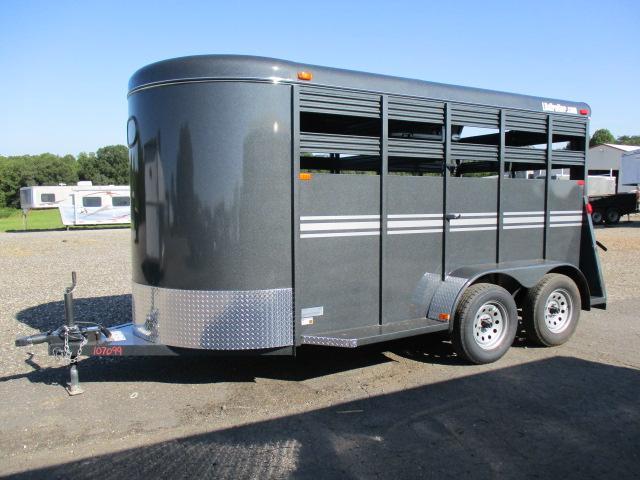 2022 Bee Trailers 14' Livestock Trailer 2022 Bee Trailers 14' Livestock Trailer