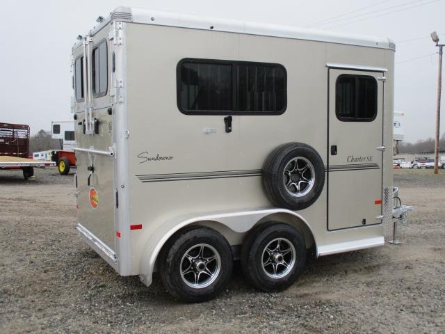 2022 Sundowner Trailers 2H Charter SE Horse Trailer 2022 Sundowner Trailers 2H Charter SE Horse Trailer