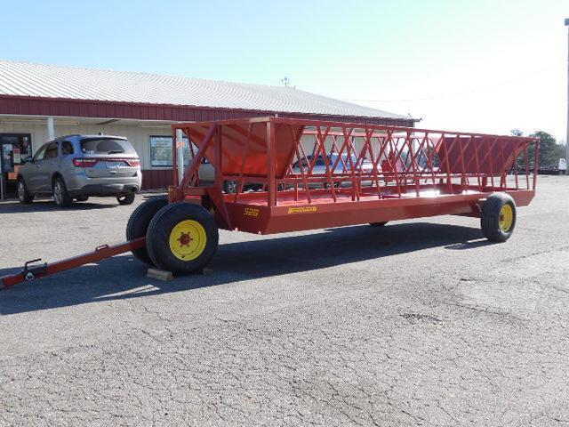 2018 Pequea 520 Wagon Hay / Forage 2018 Pequea 520 Wagon Hay / Forage