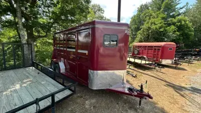 2023 Valley Trailers *USED* 2023 Valley 2 horse straight with tack room