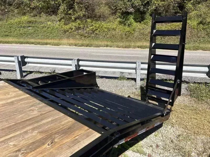 new Equipment / Flatbed Trailers P&T Trailers  for sale, in Coeburn, VA Thumbnail 2