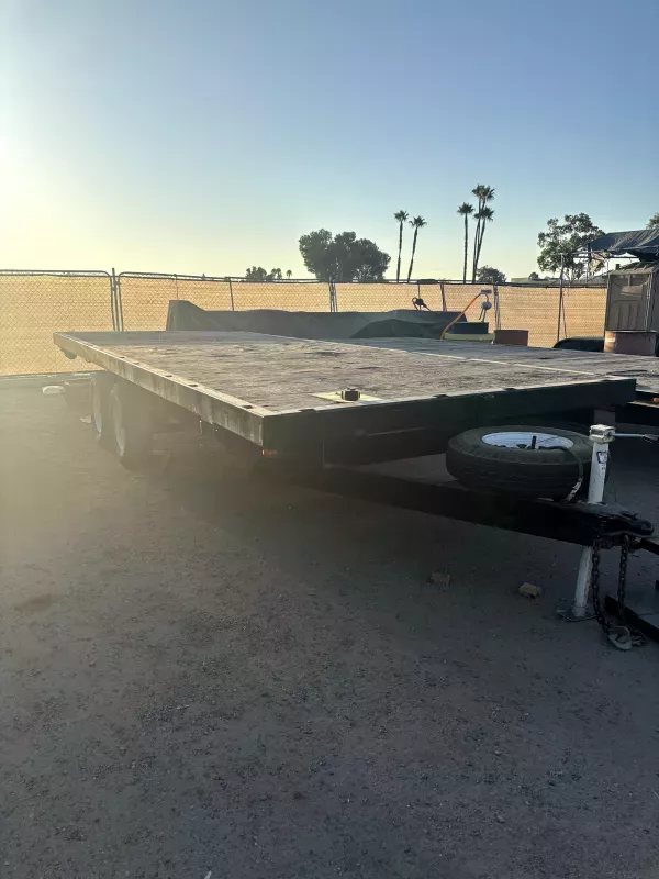 Qty: 2 8' x 20' 2-Axle 25,000lb Haul Capacity