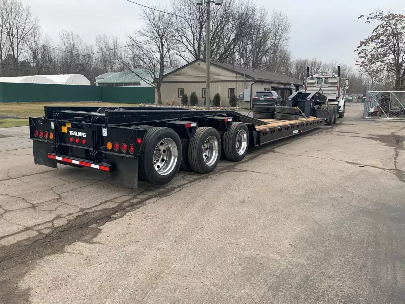 used Equipment / Flatbed Trailers Trail King  for sale, in Riverview, MI Thumbnail 16
