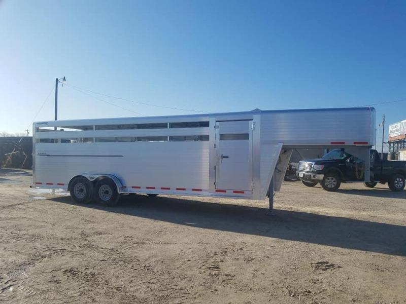 2021 Hillsboro Industries Endura Livestock Trailer* 2021 Hillsboro Industries Endura Livestock Trailer*