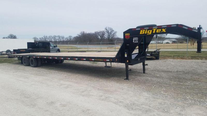 2022 Big Tex Trailers 102"X40' 22GN Flatbed Trailer 2022 Big Tex Trailers 102"X40' 22GN Flatbed Trailer