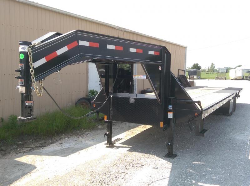 2021 Maxwell GOOSE NECK FLATBED EQUIPMENT TRAILER 2021 Maxwell GOOSE NECK FLATBED EQUIPMENT TRAILER