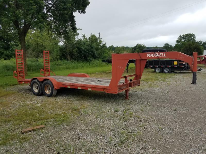 2006 Maxwell Uses 83x20 flatbed LP Equipment Trailer 2006 Maxwell Uses 83x20 flatbed LP Equipment Trailer