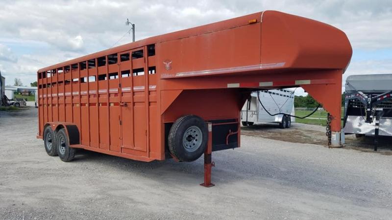 1999 Hillsboro Industries Gooseneck Livestock Trailer 1999 Hillsboro Industries Gooseneck Livestock Trailer