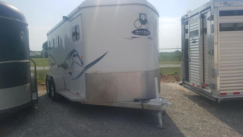 2003 Logan Coach legend 100X Horse Trailer 2003 Logan Coach legend 100X Horse Trailer