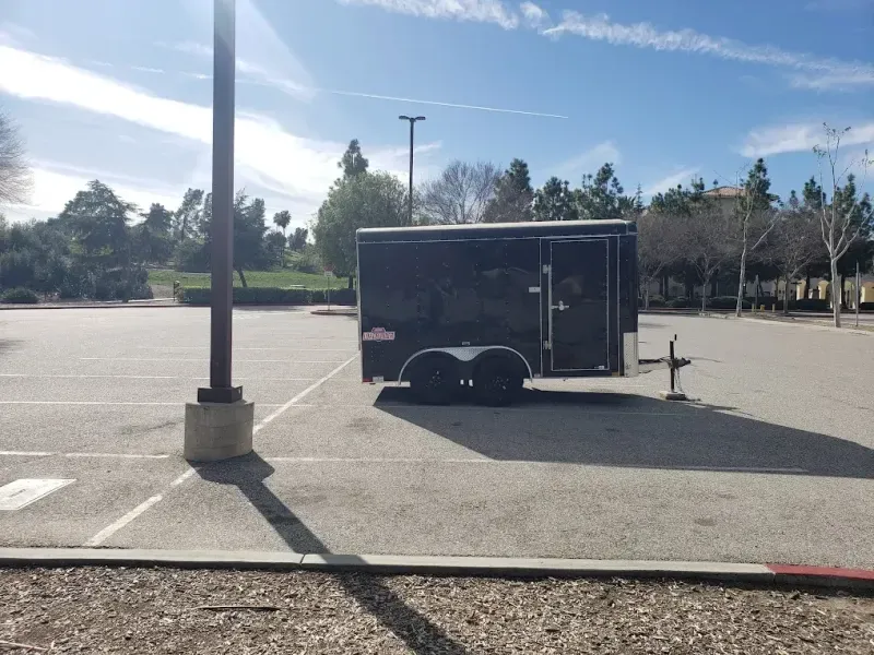 used Cargo (Enclosed) Trailers Interstate  for sale, in Reseda, CA Thumbnail 3