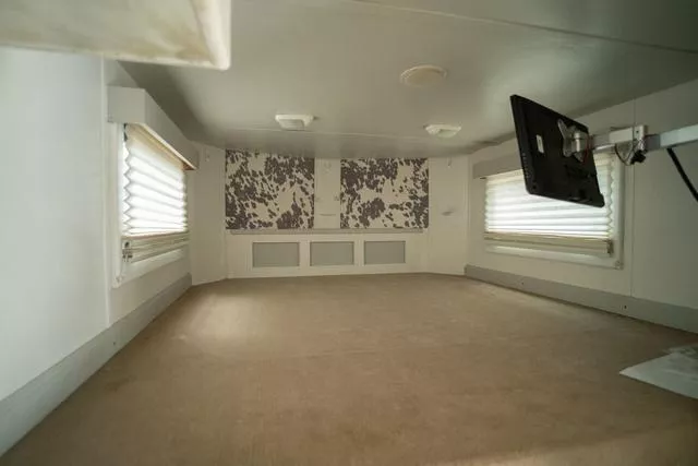 used Horse Trailers Shadow Trailers  for sale, in Boerne, TX Thumbnail 8