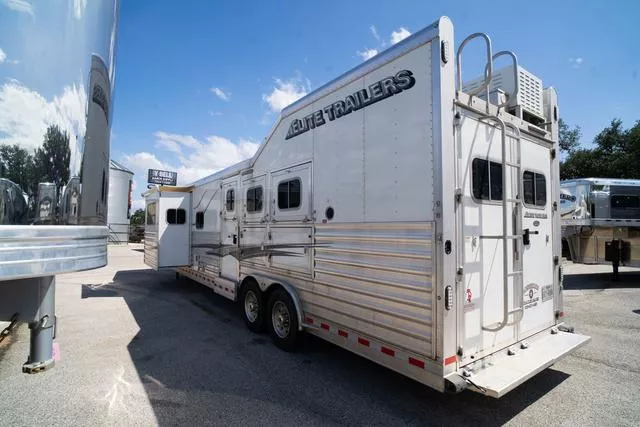 used Horse Trailers Elite Trailers  for sale, in Boerne, TX Thumbnail 4