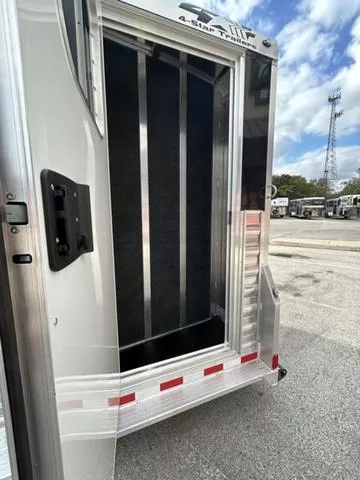 new Horse Trailers 4-Star Trailers  for sale, in Boerne, TX Thumbnail 8