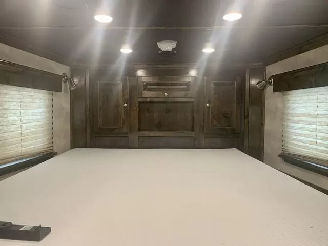 used Horse Trailers Cimarron Trailers  for sale, in Boerne, TX Thumbnail 13