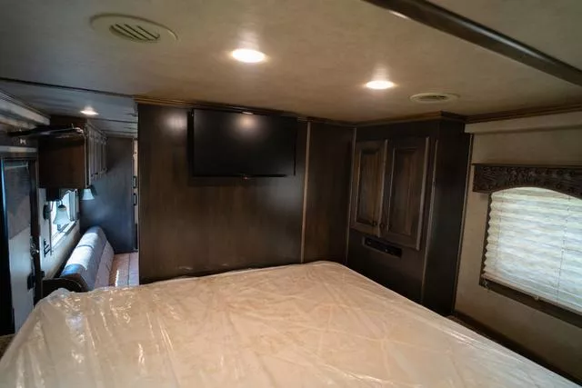 used Horse Trailers Elite Trailers  for sale, in Boerne, TX Thumbnail 8