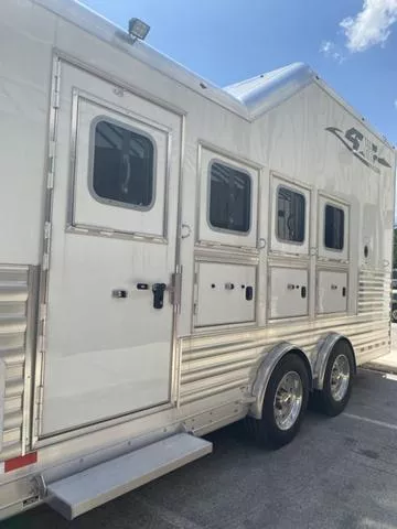 used Horse Trailers 4-Star Trailers  for sale, in Boerne, TX Thumbnail 4