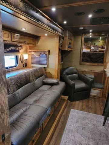 used Horse Trailers Bloomer  for sale, in Boerne, TX Thumbnail 10