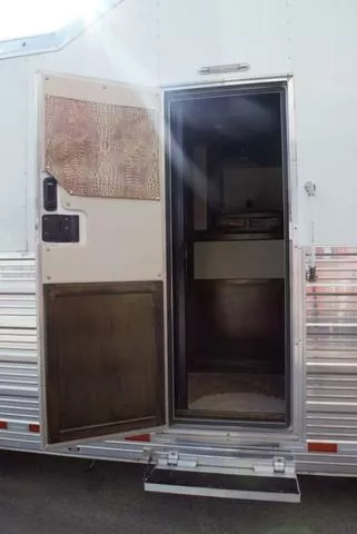 used Horse Trailers Bloomer  for sale, in Boerne, TX Thumbnail 6