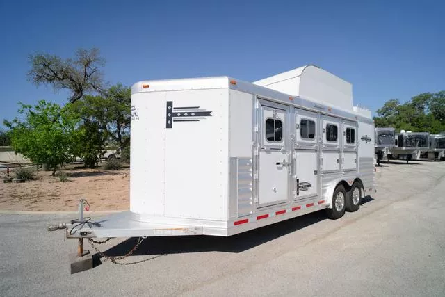 used Horse Trailers Platinum Coach  for sale, in Boerne, TX image-0