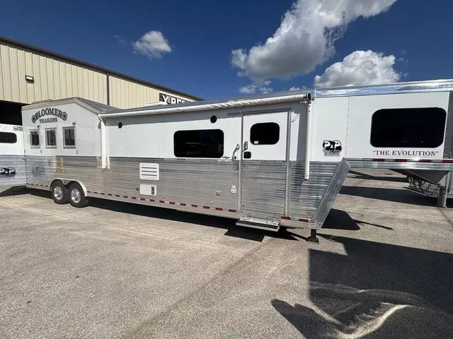 used Horse Trailers Bloomer  for sale, in Boerne, TX Thumbnail 2