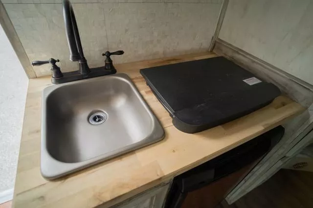 used Horse Trailers Shadow Trailers  for sale, in Boerne, TX Thumbnail 10