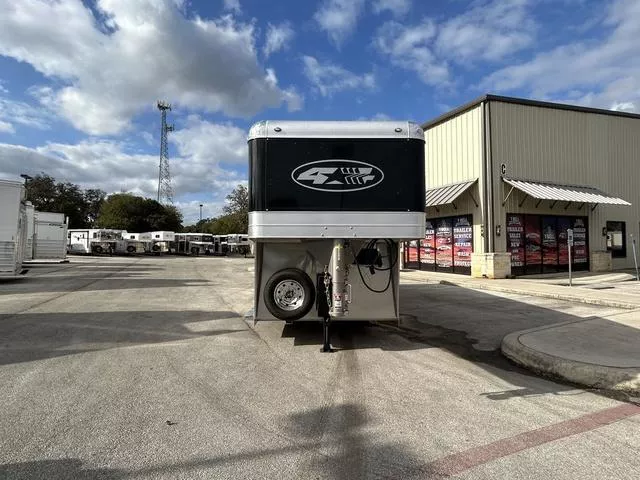 new Horse Trailers 4-Star Trailers  for sale, in Boerne, TX Thumbnail 7