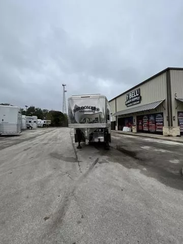 used Horse Trailers Bloomer  for sale, in Boerne, TX Thumbnail 6
