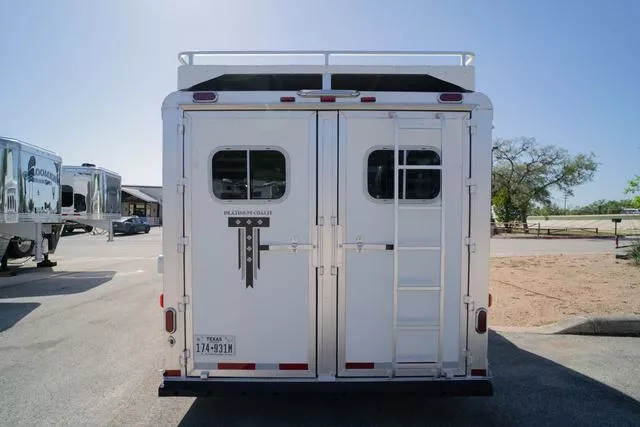 used Horse Trailers Platinum Coach  for sale, in Boerne, TX Thumbnail 5