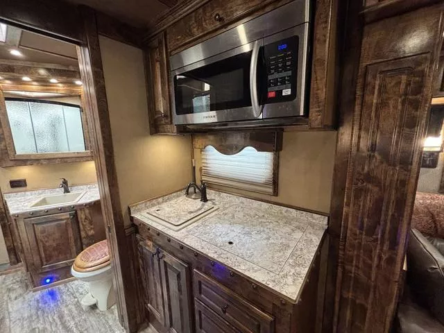 used Horse Trailers Bloomer  for sale, in Boerne, TX Thumbnail 14