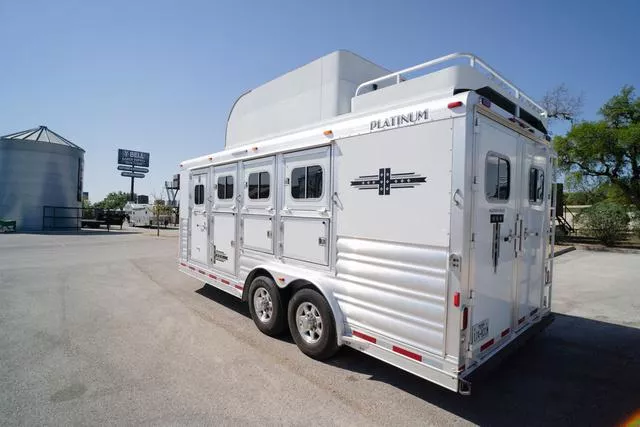 used Horse Trailers Platinum Coach  for sale, in Boerne, TX Thumbnail 3