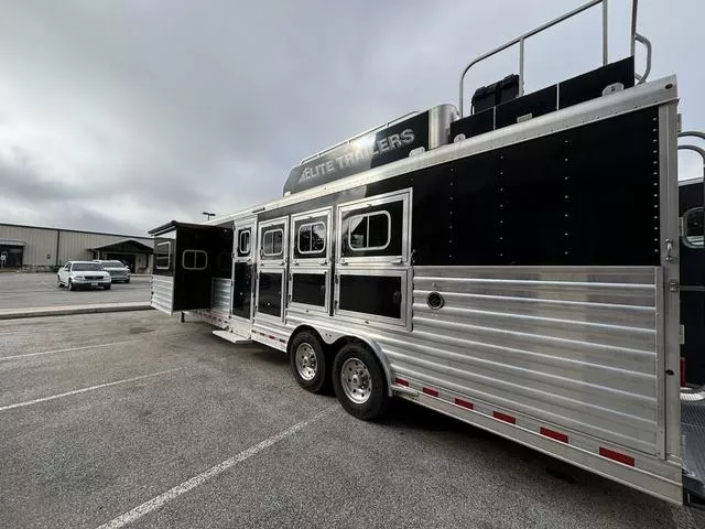 used Horse Trailers Elite Trailers  for sale, in Boerne, TX Thumbnail 4