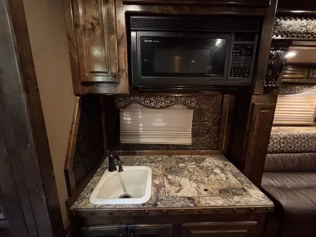 used Horse Trailers Bloomer  for sale, in Boerne, TX Thumbnail 10