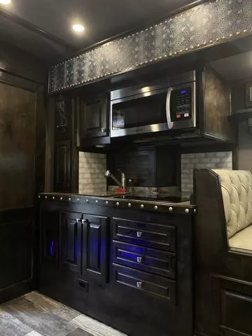 used Horse Trailers 4-Star Trailers  for sale, in Boerne, TX Thumbnail 21