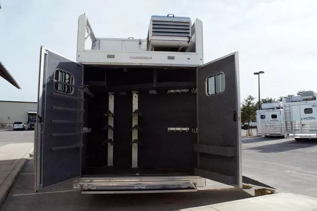 used Horse Trailers Bloomer  for sale, in Boerne, TX Thumbnail 11