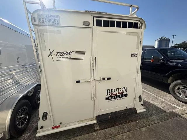 used Horse Trailers Bruton Trailers  for sale, in Boerne, TX Thumbnail 5