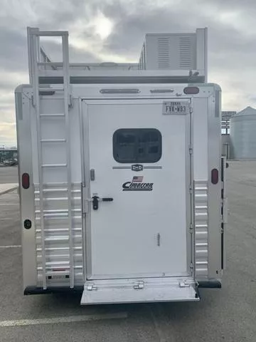 used Horse Trailers Cimarron Trailers  for sale, in Boerne, TX Thumbnail 4
